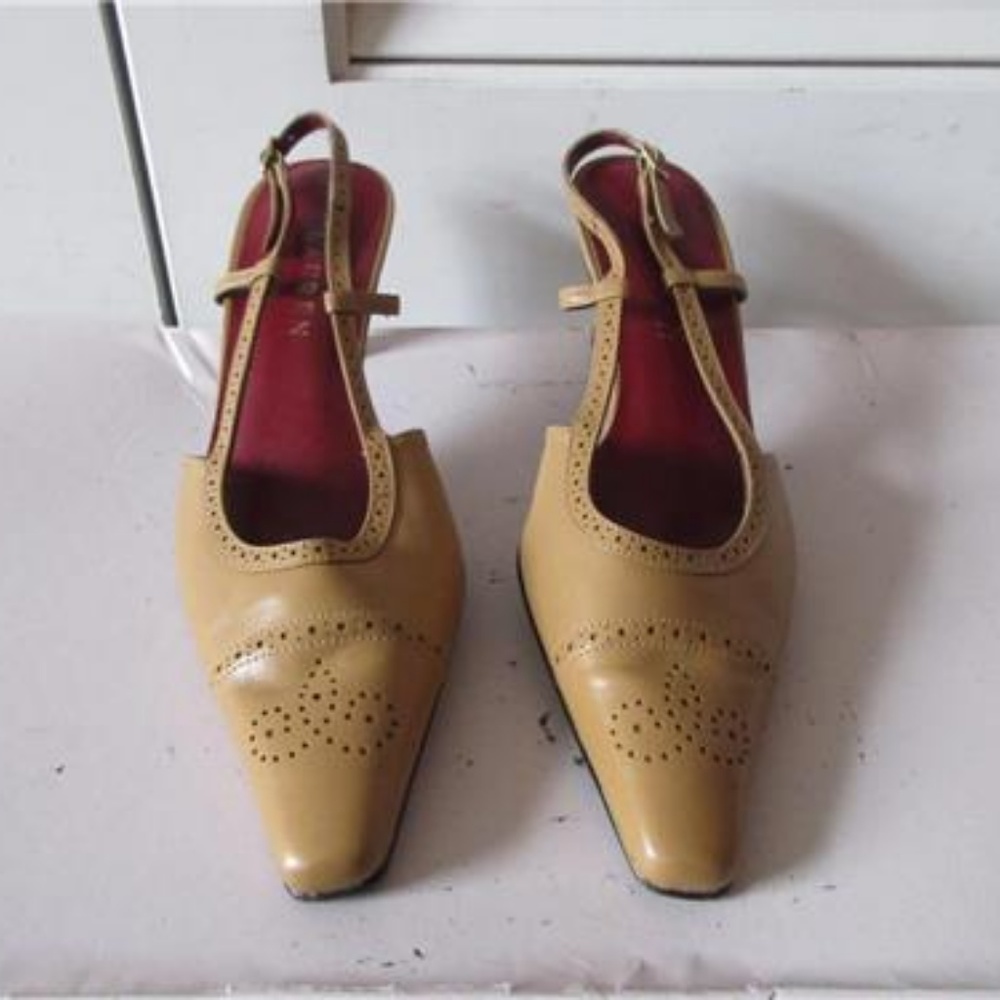 LAUREN RALPH LAUREN TAN CROCHET LEATHER SHOES 7.5 - Picture 2 of 7